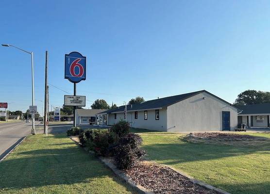 Motel 6 Ponca City, OK 1
