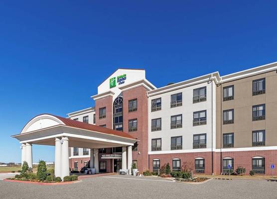 Holiday Inn Express & Suites PRYOR by IHG 1