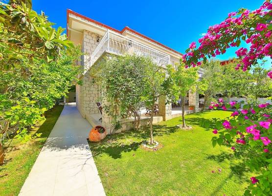Alacati Sorf Hotel 1