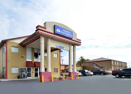 Americas Best Value Inn Tulsa at I-44 1