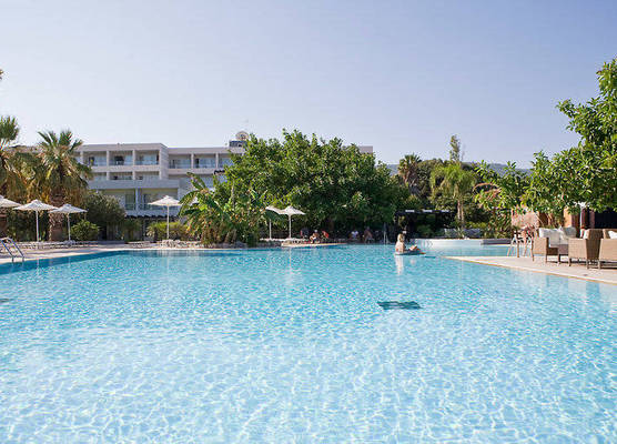 Sun Palace Hotel Resort & Spa 1