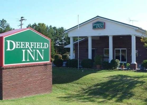 Deerfield Inn and Suites - Fairview 1