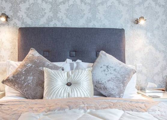 Rose-Dene 1