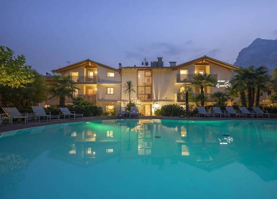 4 Limoni Apartment Resort 1