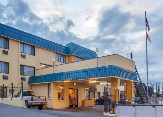 FairBridge Inn Express Bellingham 1