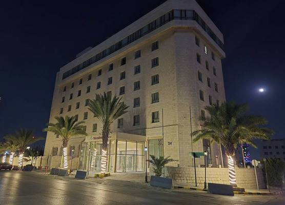 Le Vendome Hotel 1