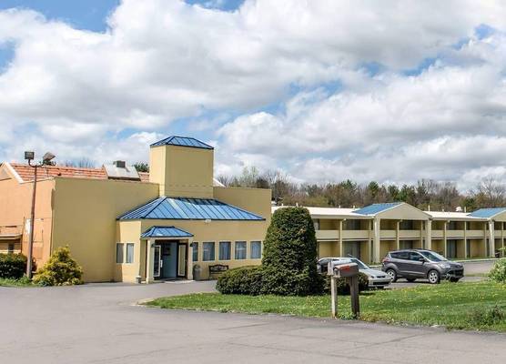 Rodeway Inn Brookville 1