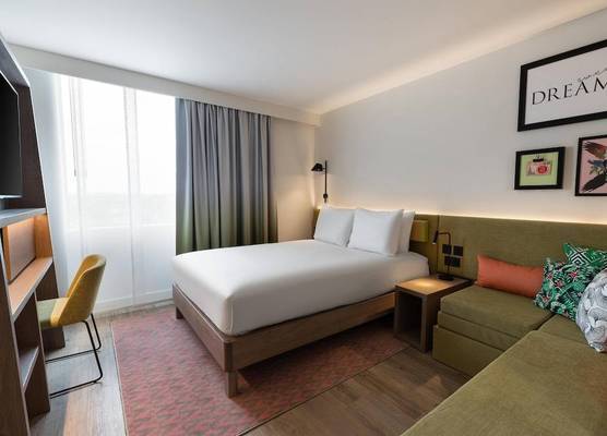 Hampton By Hilton Salzburg Messe 1