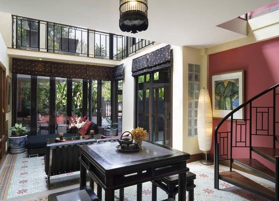 Chakrabongse Villas 1