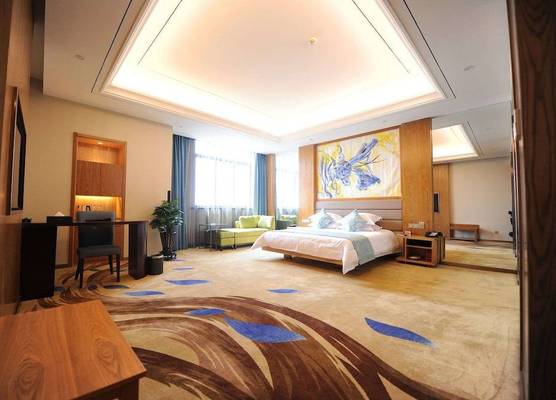 Ramada by Wyndham Taixing 1