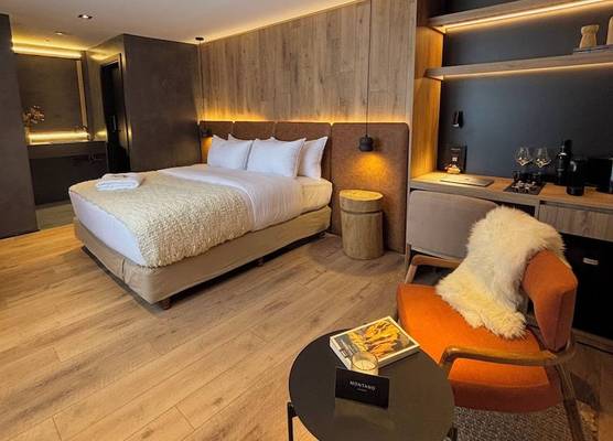 Montano Boutique Suites 1