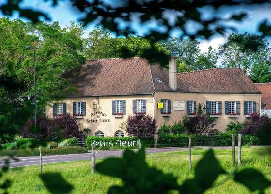 Le relais fleuri, Hôtel et restaurant - Avallon 1