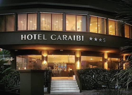 Hotel Caraibi - Breakfast Until 11-00 and Dinner-Mirabilandia Partner 1