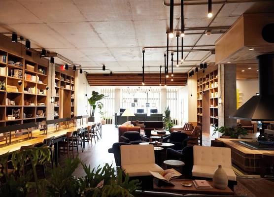 The Junto Hotel 1