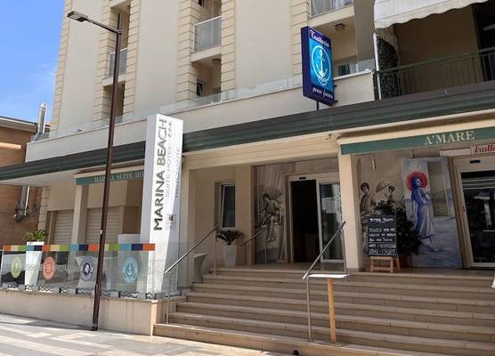 Marina Beach Suite Hotel 1