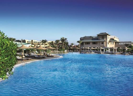 Coral Sea Holiday Resort & Aqua Park 1