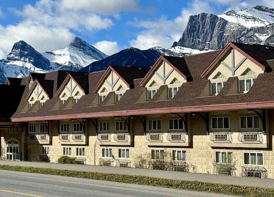 Canmore Inn & Suites 1