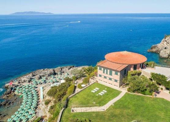 Hotel Capo D'Uomo 1