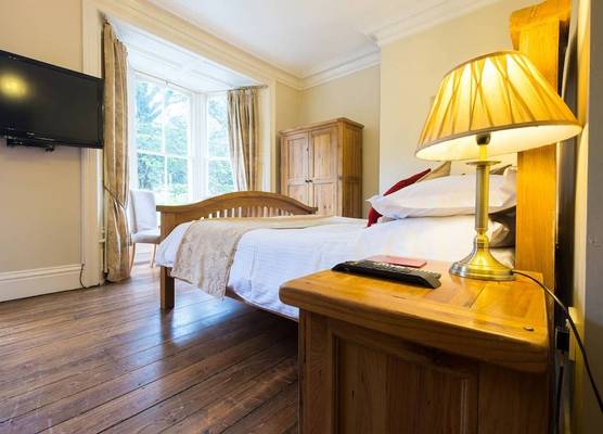 Broomfield House 1