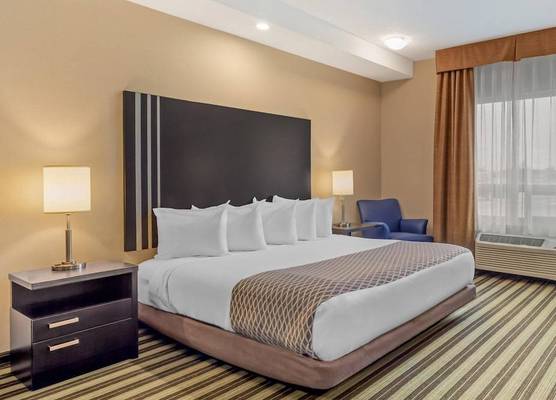 Best Western Plus Drayton Valley 1