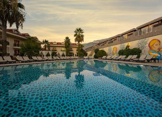 Han Deluxe Hotel 1
