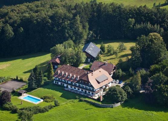 Hotel Schöne Aussicht 1