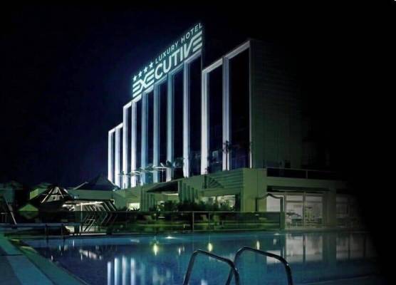 Executive Luxury Hotel 1