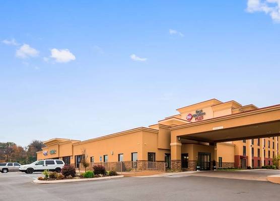 Best Western Plus Sunrise Inn 1