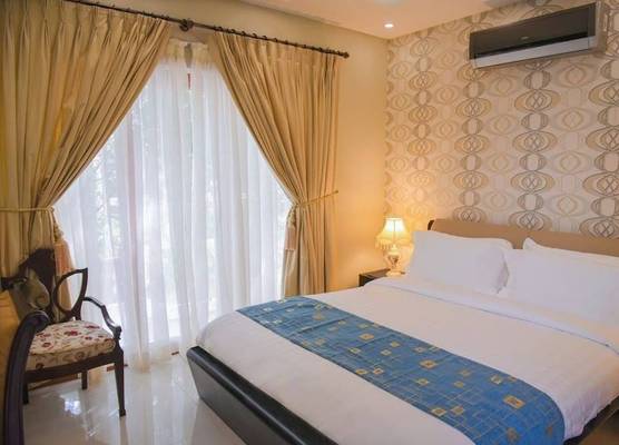 Orchards Cottage Hotel 1