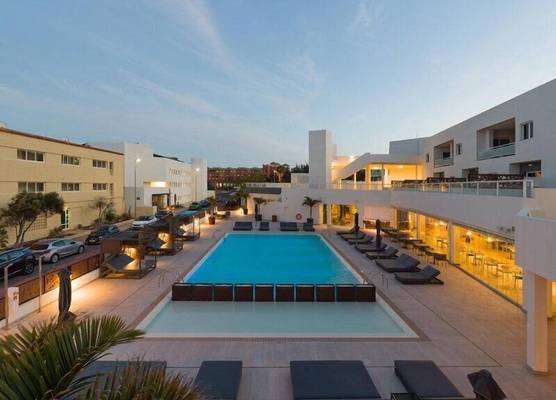 001 HIGOS BEACH BOUTIQUE Singular Hotel Residence 1