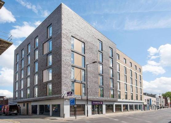 Premier Inn London Hackney 1