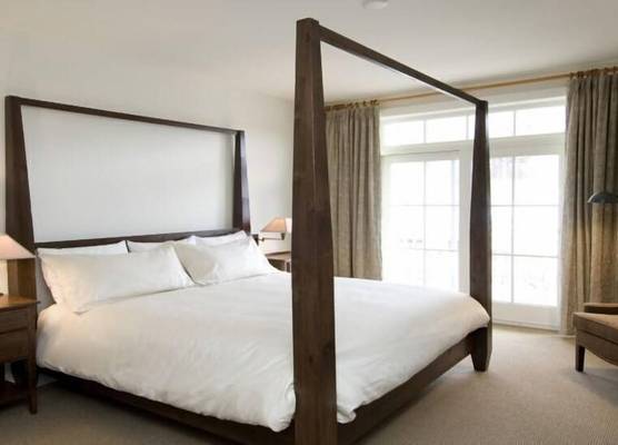 Clay Brook Hotel & Residences 1