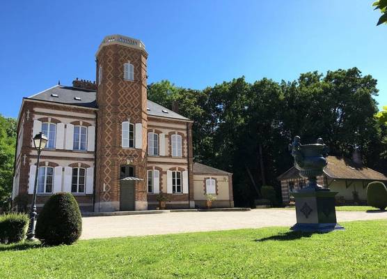 Château de Montabert 1