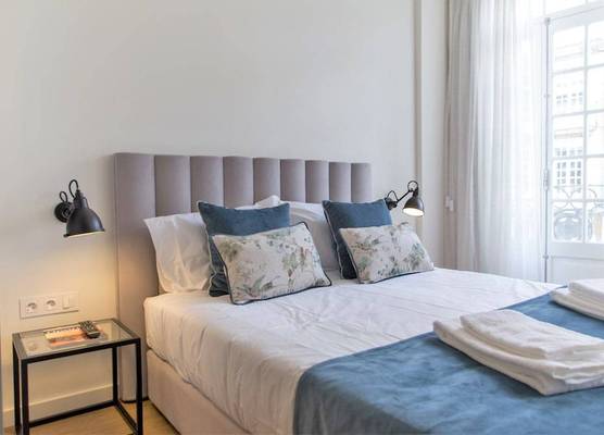 Clérigos Prime Suites by Porto City Hosts 1