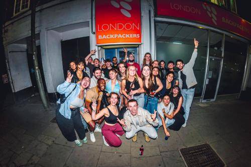 London Backpackers Youth Hostel 18 - 35 Years Old Only 1