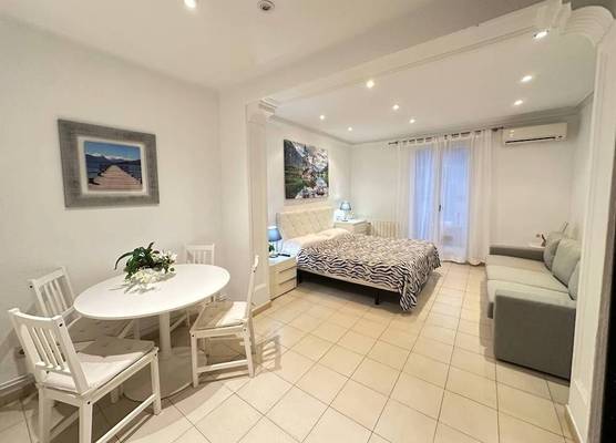 Rooms Consell de cent 1