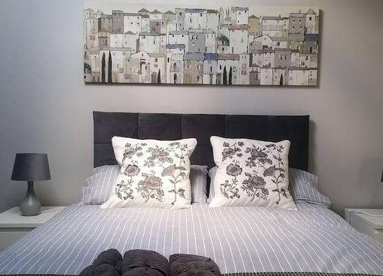 St. James Street Townhouse Belfast 1