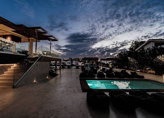 Cavo Zoe Seaside Hotel 1