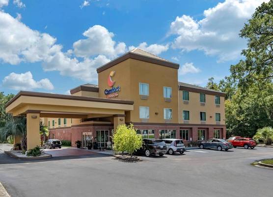 Comfort Suites Biloxi/Ocean Springs 1