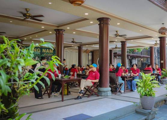 Phuong Nam Resort 1