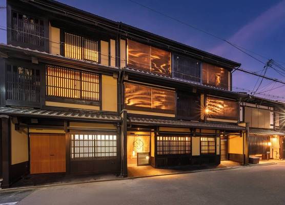 Nazuna Kyoto Nishi Honganji 1