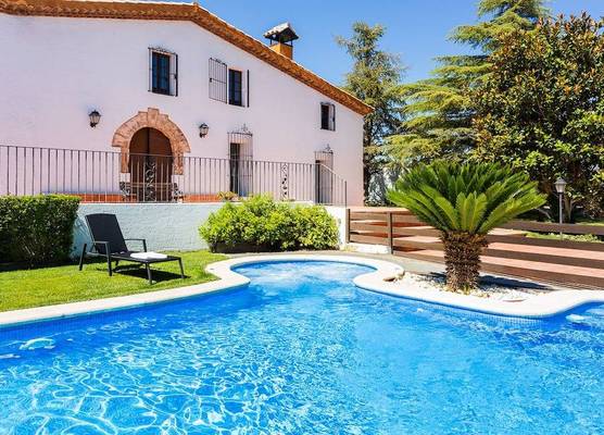 Masia Can Canyes & Spa 1