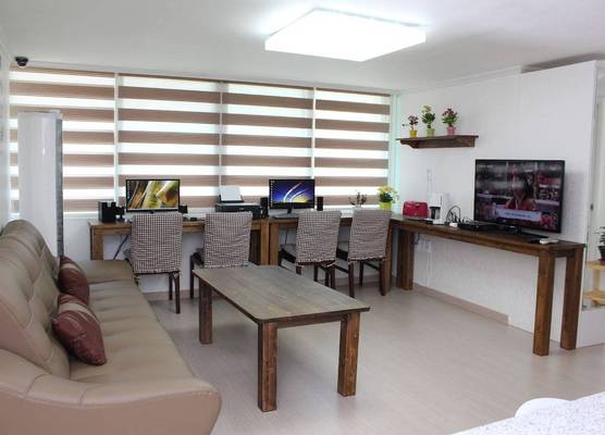 Wow Hills Guest House 1