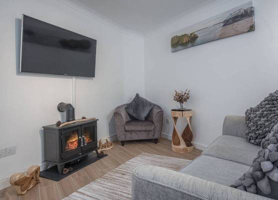 Castle Cove - 1 Bedroom Apartment - Tenby 1