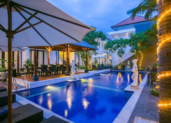 The Diana Suite 1