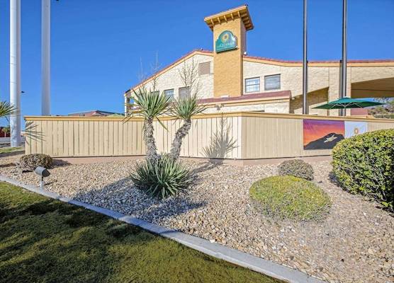 La Quinta Inn by Wyndham El Paso Cielo Vista 1