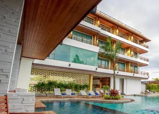 Aqua Resort Phuket - Near Beach and Chalong Pier 1