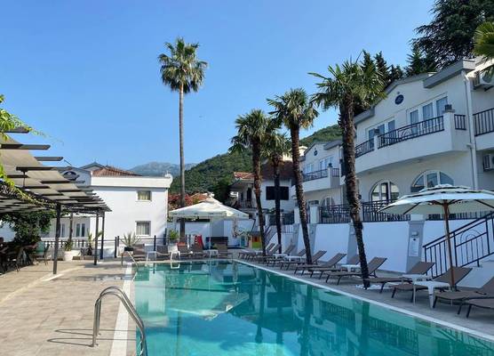 Hotel Xanadu 1