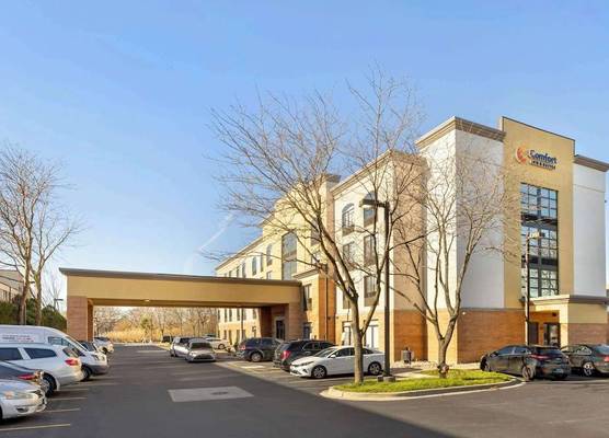 Comfort Inn & Suites Arlington Heights - Schaumburg 1