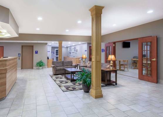 Microtel Inn & Suites by Wyndham Johnstown 1